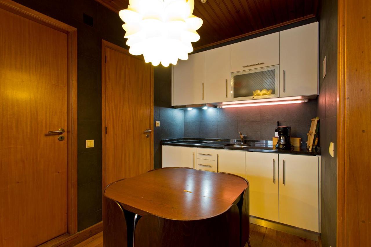 Charming Ribeira Apartment 328 Feet Douro River Porto Luaran gambar